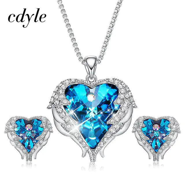 Heart Crystal Necklace - Big Ass Store